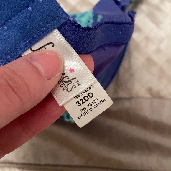 Bra - Picture 2 of 3